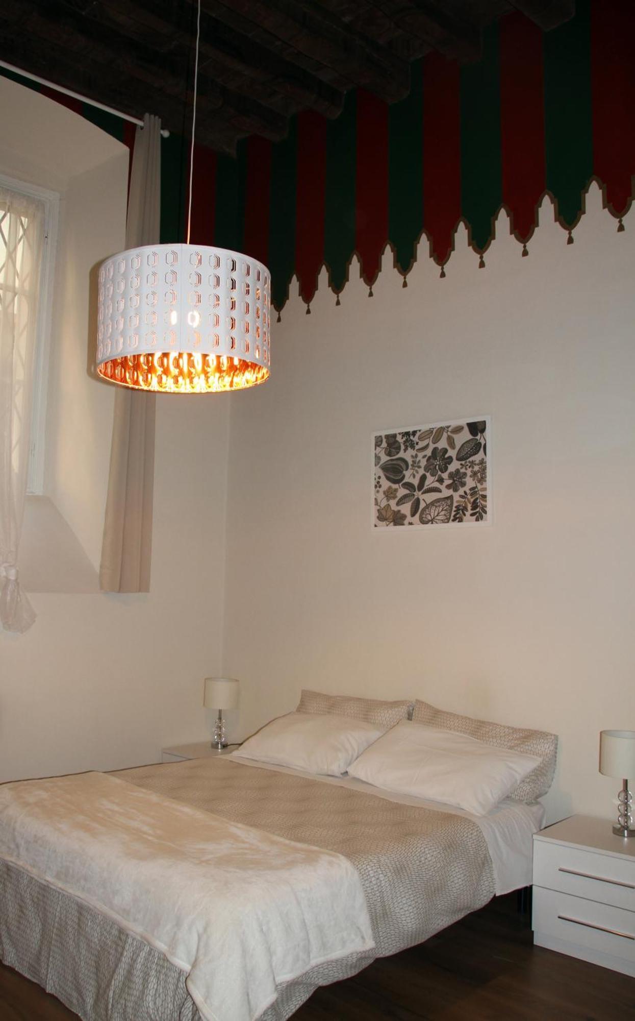Large Double Room,139849941:JPEG